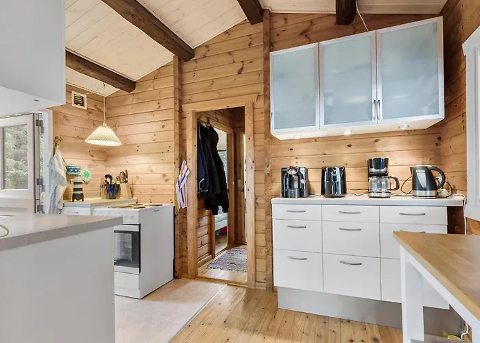In With Kitchen